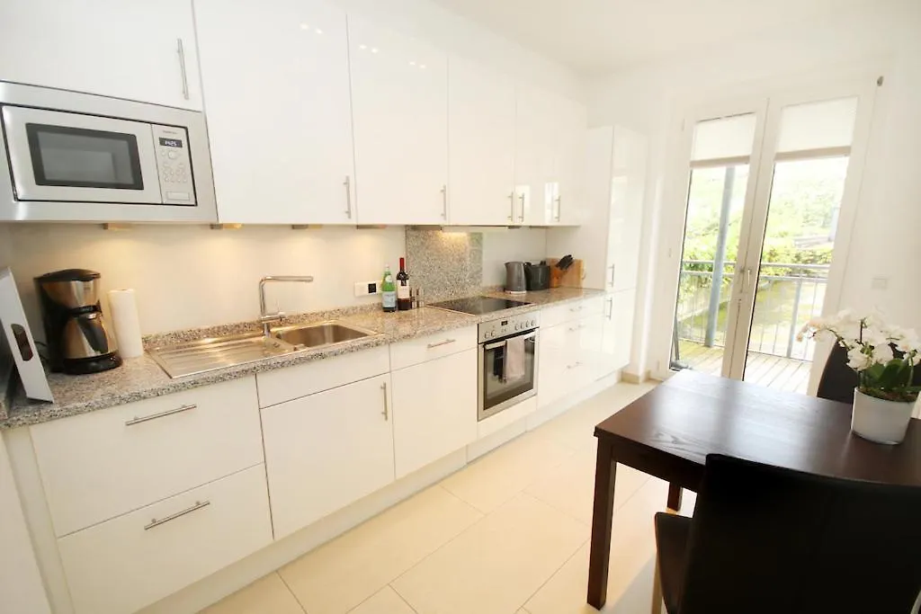 Moebliertes Apartment Im Herzen Von Duesseldorf